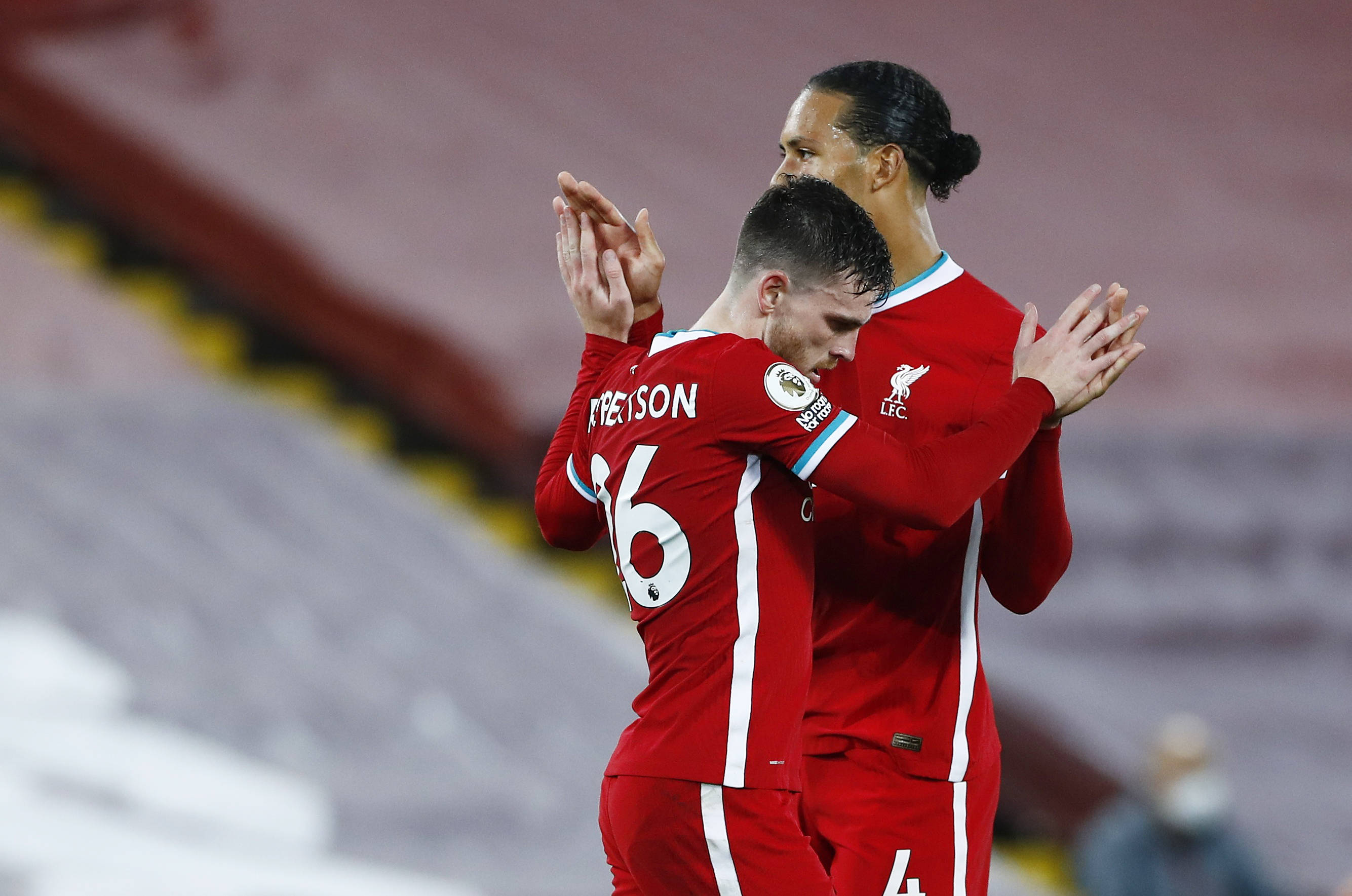 出并修正场 出并修正场